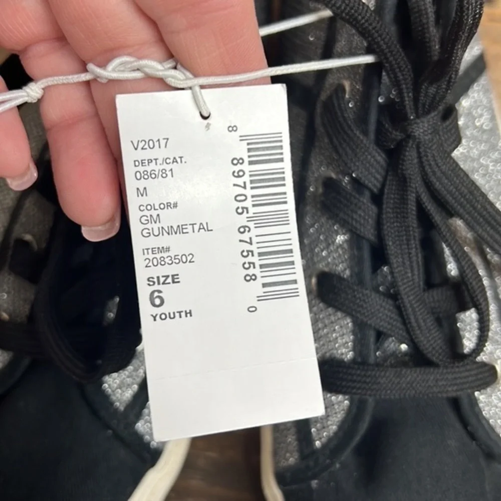 NWT The Children's Place Gunmetal Black‎ With Silver Glitter High Top Sneakers
